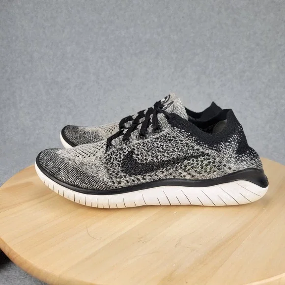 Nike Free RN Flyknit 2018 Oreo Black White Running Shoes 942839-101 Womens 8 - Picture 2 of 12